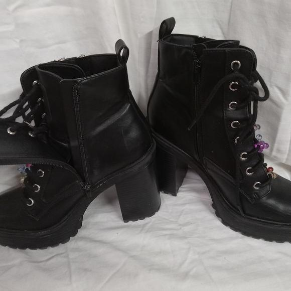 GBG LOS ANGELES Boots Black ,Faux Leather Zipper, 4" Chunky Heels Sz 8.5 - Picture 6 of 12